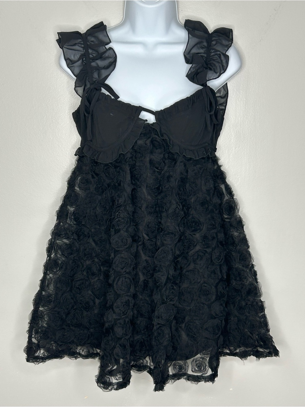 PrettyLittleThing Black Rose Organza Frill Strap Skort Playsuit Size 6 NWT